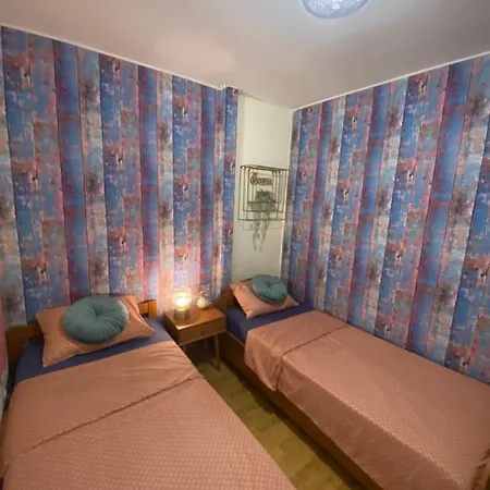 Stylish With Sea View Apartment Petrcane