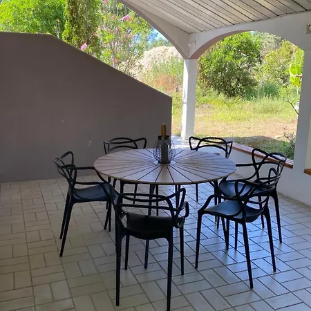 アパート Stylish With Sea View ペトルチャネ