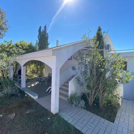 Stylish With Sea View