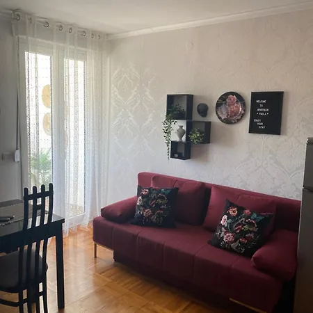 Stylish With Sea View Apartment Petrcane