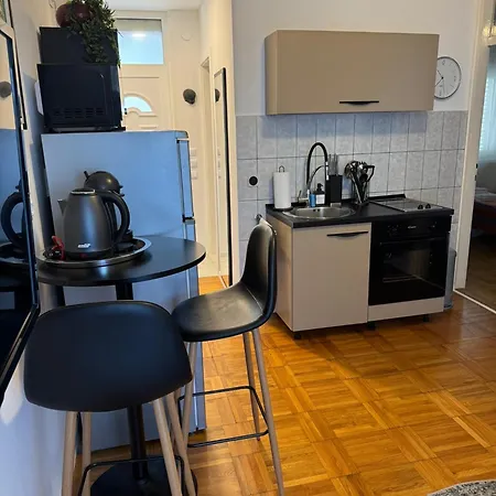 アパート Stylish With Sea View *