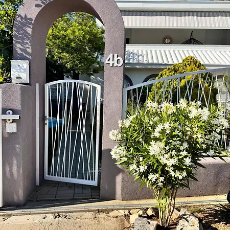 Stylish With Sea View ペトルチャネ