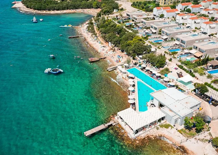 Appartement Stylish With Sea View Petrcane
